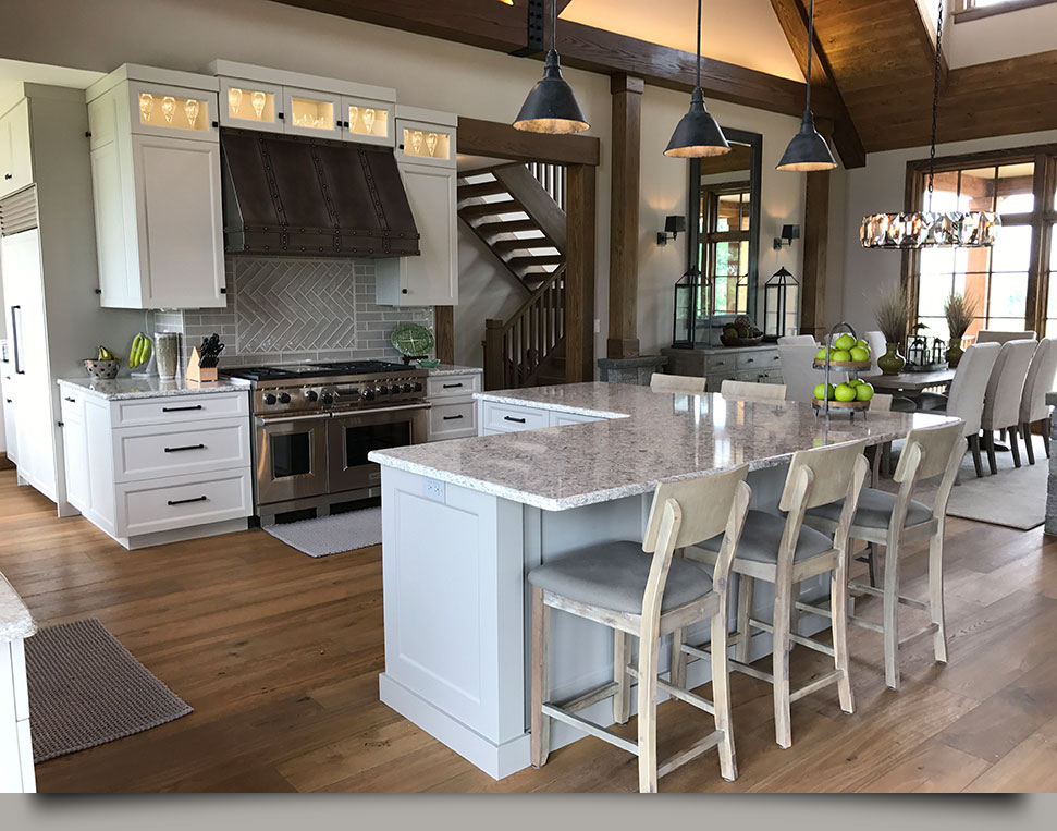 Farmhouse Chic Kitchen Interiors by HOM Interiors